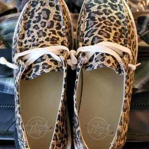 Size 9 Leppard print shoes (like Hey Dudes)